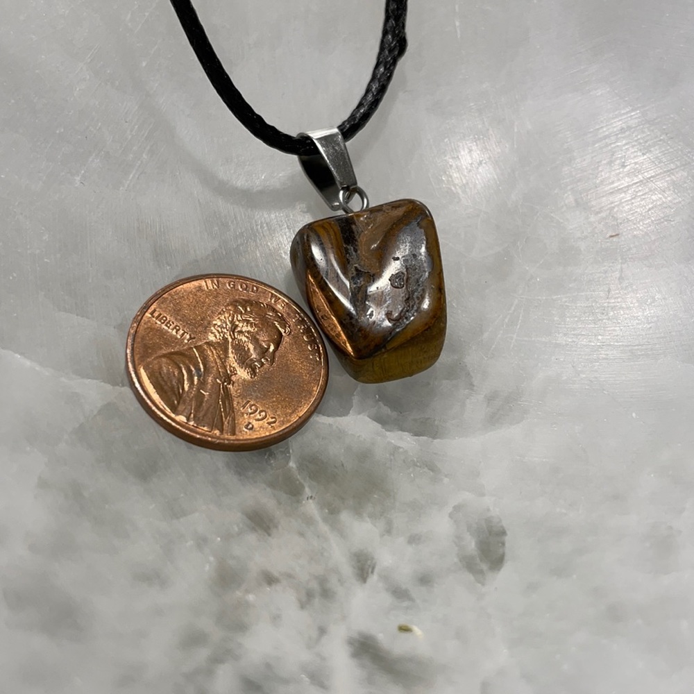 Genuine Tiger’s Eye Crystal Pendant Necklace